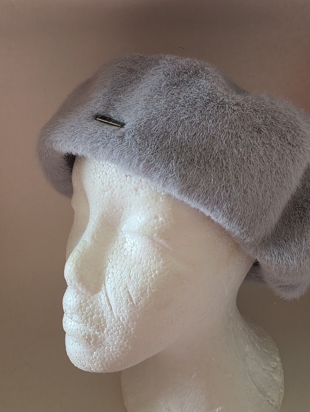 Luxurious Gray Faux Fur Beret - Women Accessories